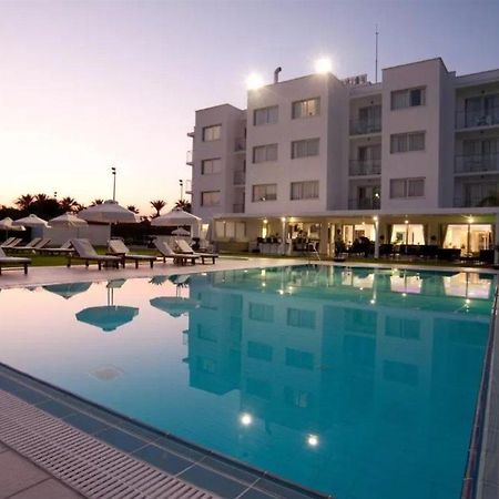Frixos Suites Hotel Apts Voroklini Exterior foto