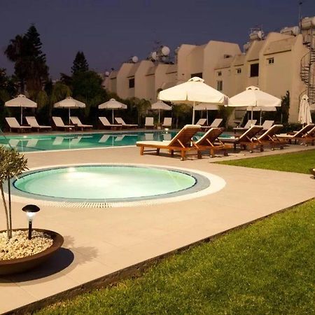Frixos Suites Hotel Apts Voroklini Exterior foto